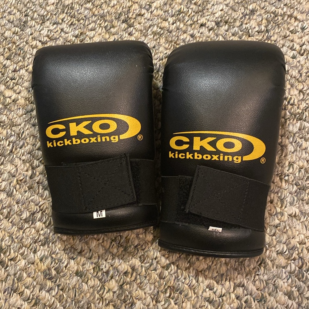 CKO Kickboxing Black and Yellow Gloves - Picture 2 of 3